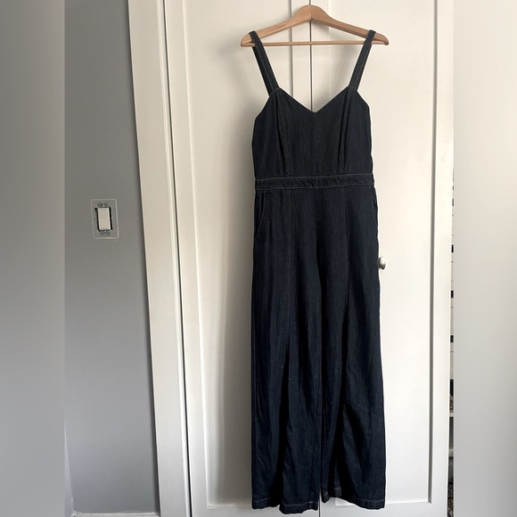Banana Republic, denim jumpsuit, size 6 - Picture 1 of 6